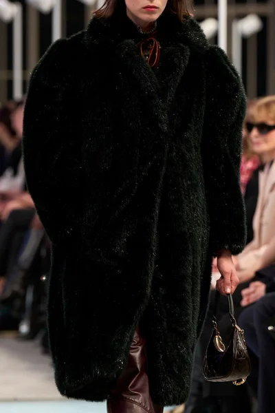 Look 22